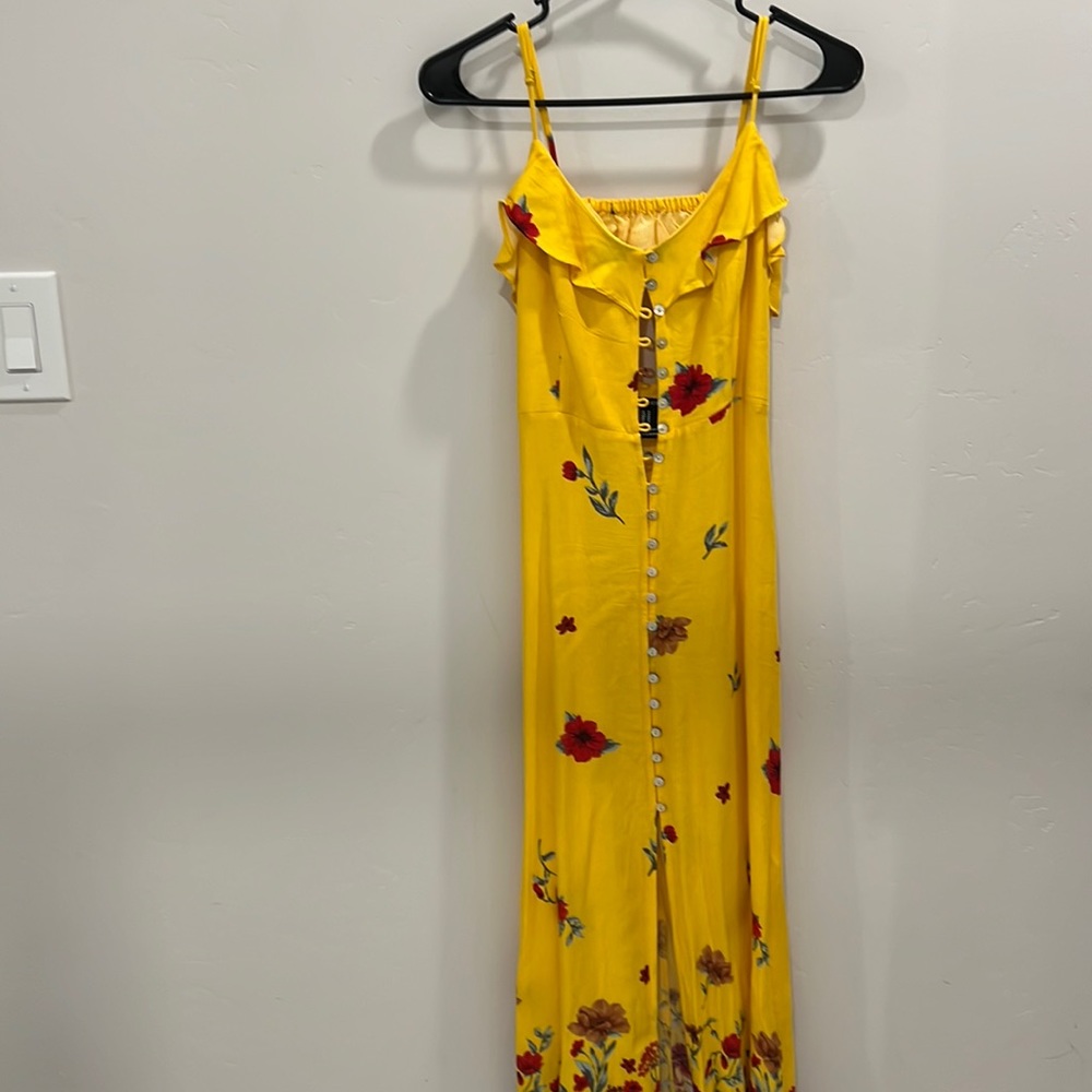 Forever 21 spring maxi dress yellow with flowers